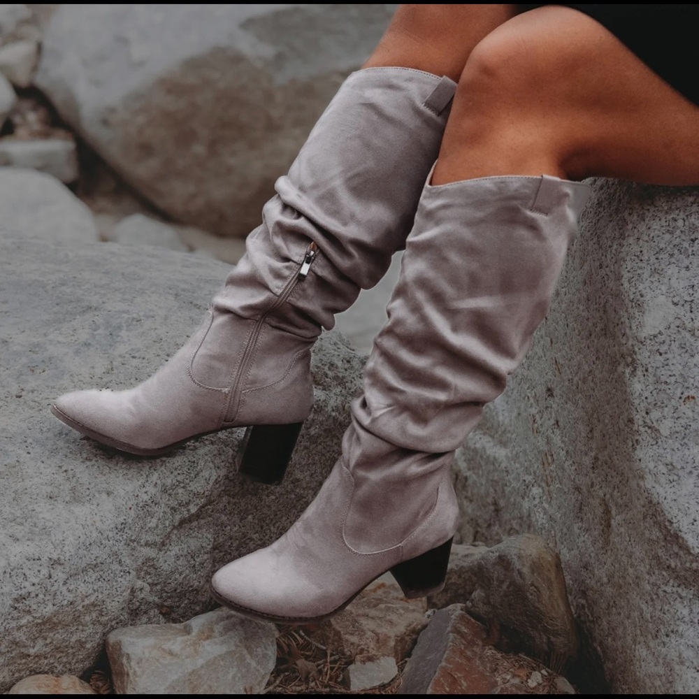 Gray Slouchy Heeled Boots Sz 5 1/2 Journey Collection NEW